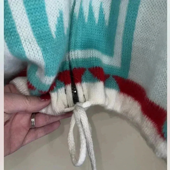 CAMPTEX Wool Hooded Jacket Aztec Full Zip Size Medium Wool - Picture 2 of 4